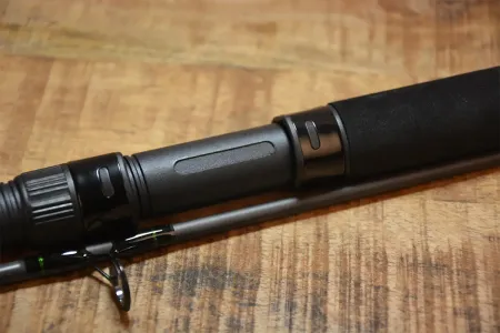 GM1070-207_4 GM1070-207_4